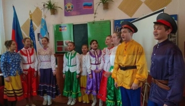 В Алчевской школе открыли первый «казачий» класс