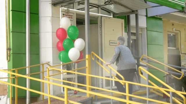 В оккупированном Рубежном за 2,5 года открыли вторую по счету частную аптеку