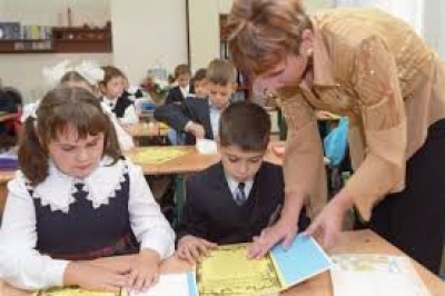 В Свердловском районе уволились 63 учителя