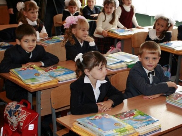 В школах ЛНР в программу обучения вводят новые предметы