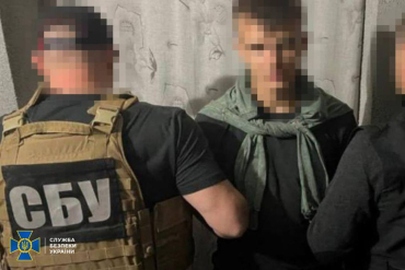 Осужден мужчина, который сжег в Одессе три автомобиля украинских военнослужащих