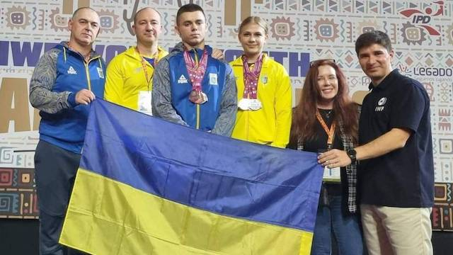 Луганский тяжелоатлет завоевал три медали на чемпионате мира