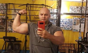 Бывший боксер стал коллаборантом - ему сообщили о подозрении