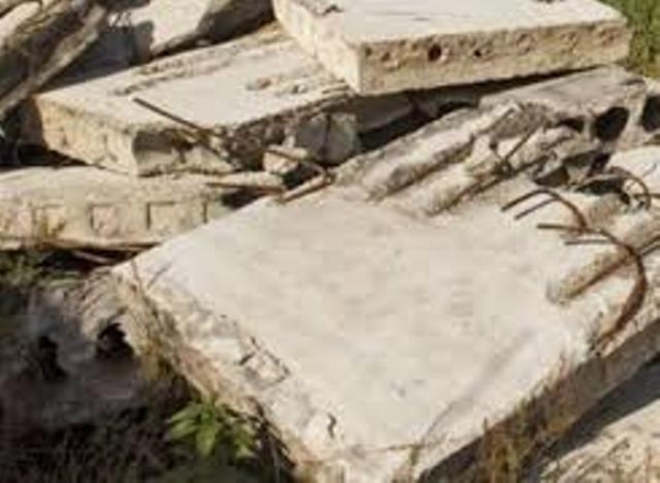Подростка убила бетонная плита