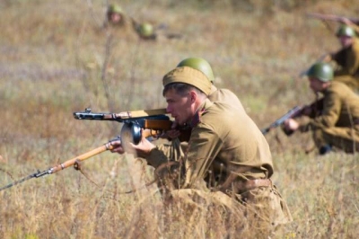 Под Лисичанском показали настоящие военные бои