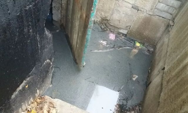 Шахтные воды на Луганщине затапливают подвалы – дома начали разрушаться