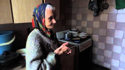Половина пенсионеров в «ЛНР» до сих пор ждет обещанной «через неделю» пенсии