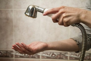 Часть жителей Лисичанска все еще не имеет доступа к центральному водоснабжению