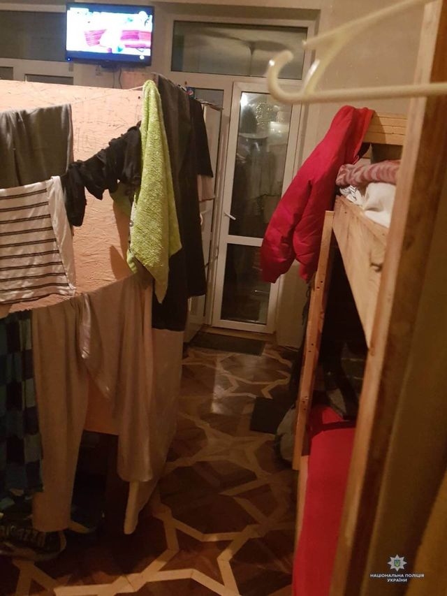 Маленькая жительница Алчевска оказалась в Киеве одна