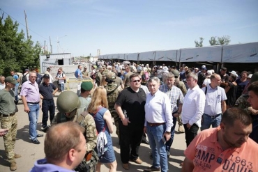 Представитель Литвы побывал на прифронтовой Луганщине