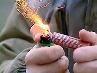 Из продажи изъяли подозрительную пиротехнику