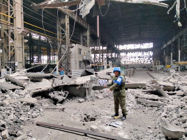 В Кадиевке подорвана вражеская ремонтная база