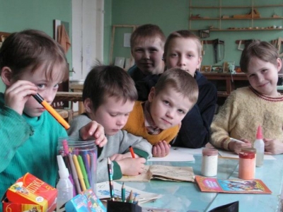 В Луганске нельзя усыновить детей. Суды не работают
