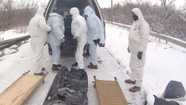 Боевики передали украинской стороне тела погибших военнослужащих (видео)