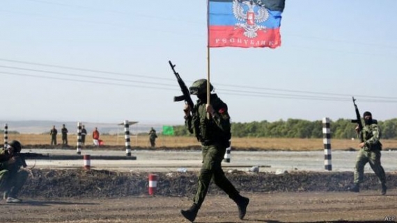 Боевики в ОРДЛО учатся бежать вместе с семьями и документами
