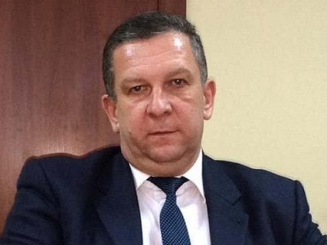 Игнорирование министром прав переселенцев может стоить ему должности