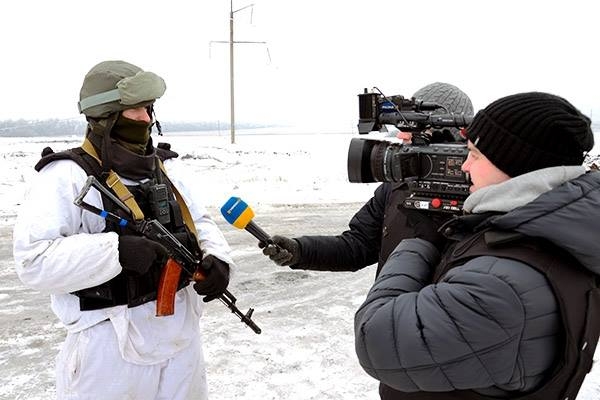 К военным частям в зоне АТО закрепят своих журналистов